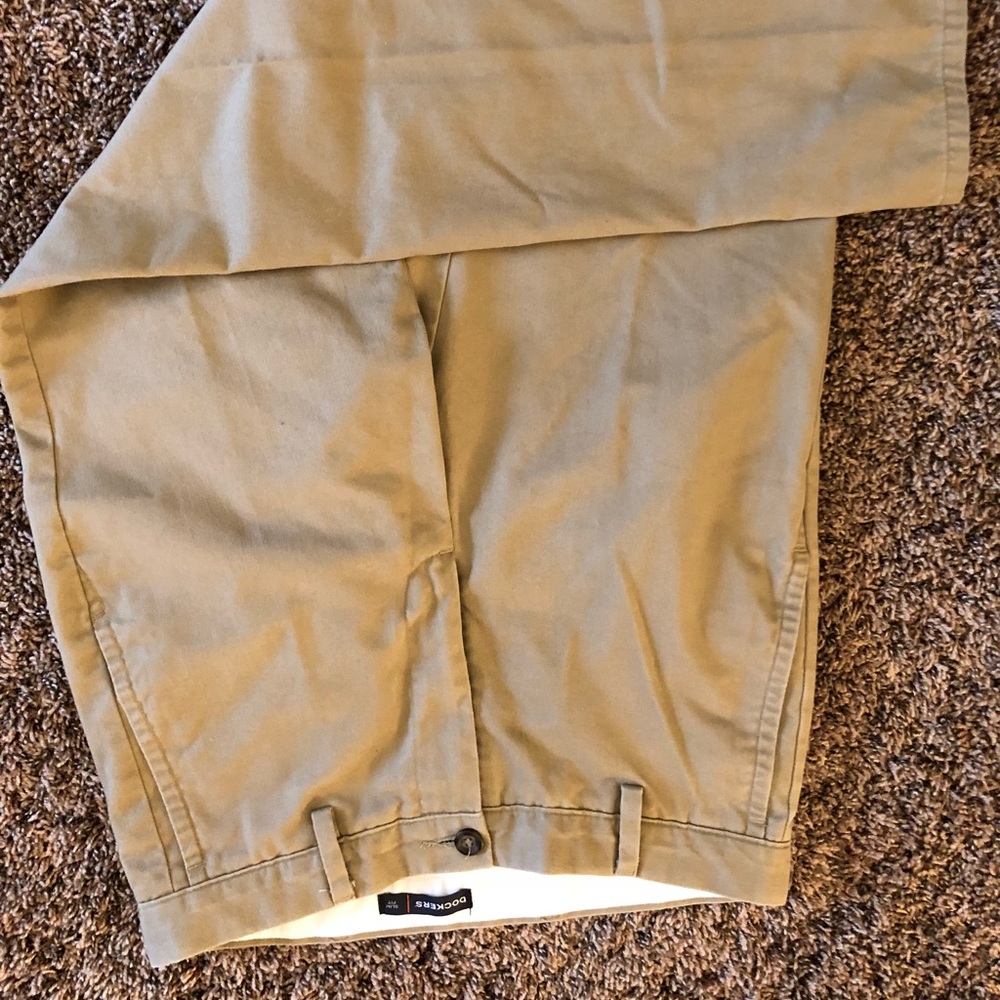 Dockers Khaki Pants